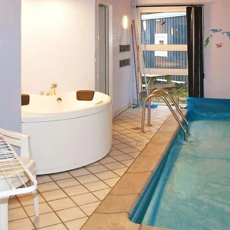Sleeps 10 Pool Wifi * Fjellerup Strand