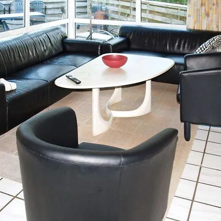 Sleeps 10 Pool Wifi * Fjellerup Strand